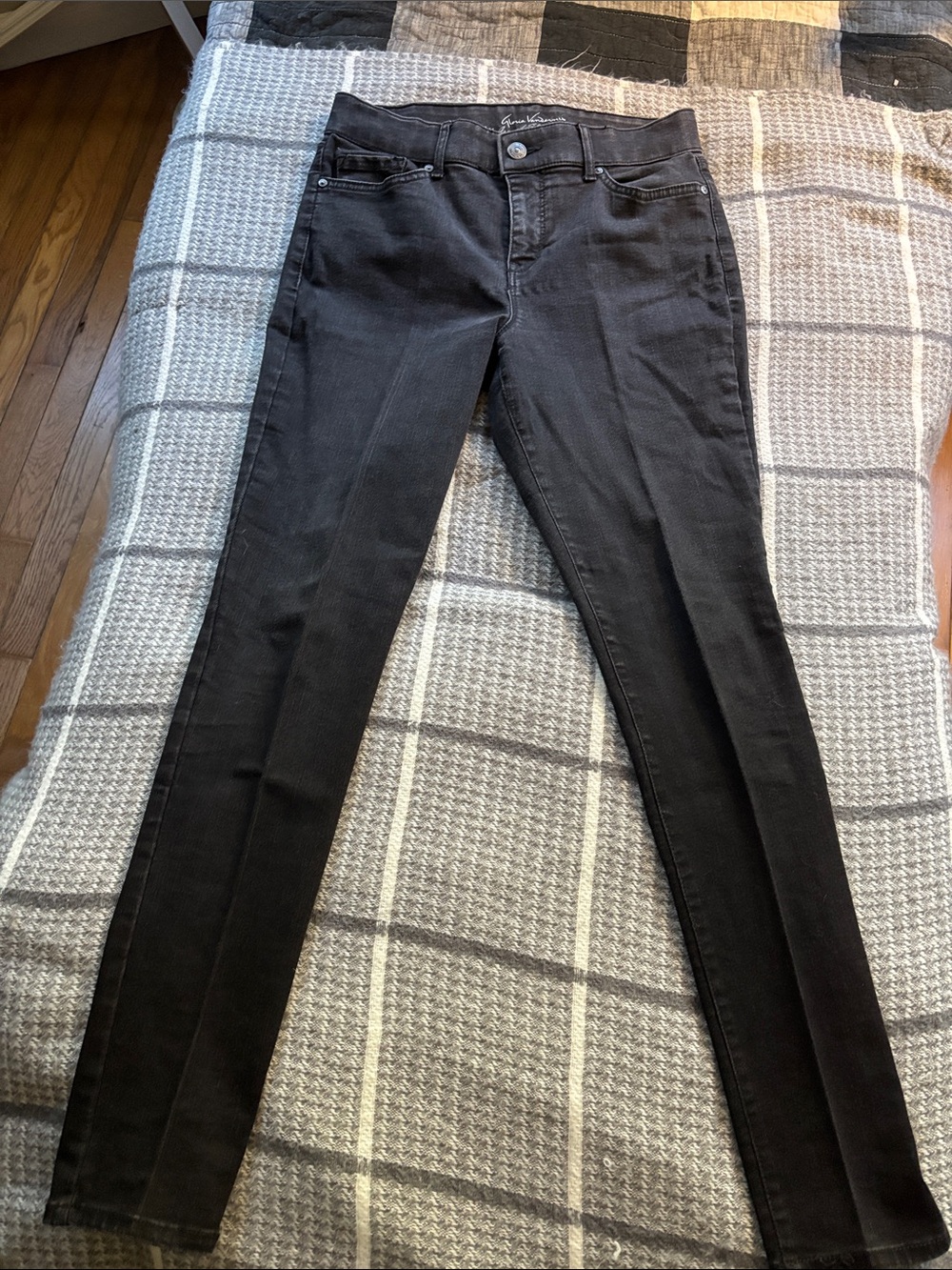 Gloria Vanderbilt Black Women's Curvy Skinny Jeans